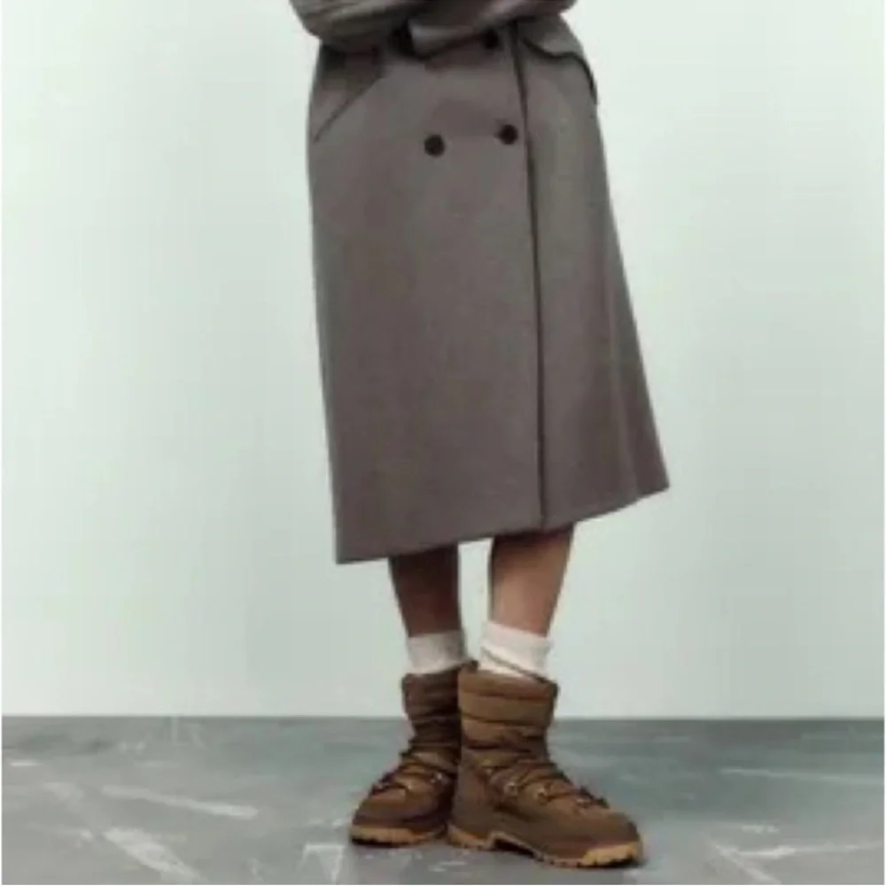 ZARA Viral Puffer Ankle Boots Brown Suede Nylon Winter Lace Up Chunky Sole NWT 9